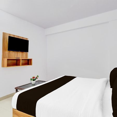 Hotel O Ocean Plaza Ню Делхи Екстериор снимка
