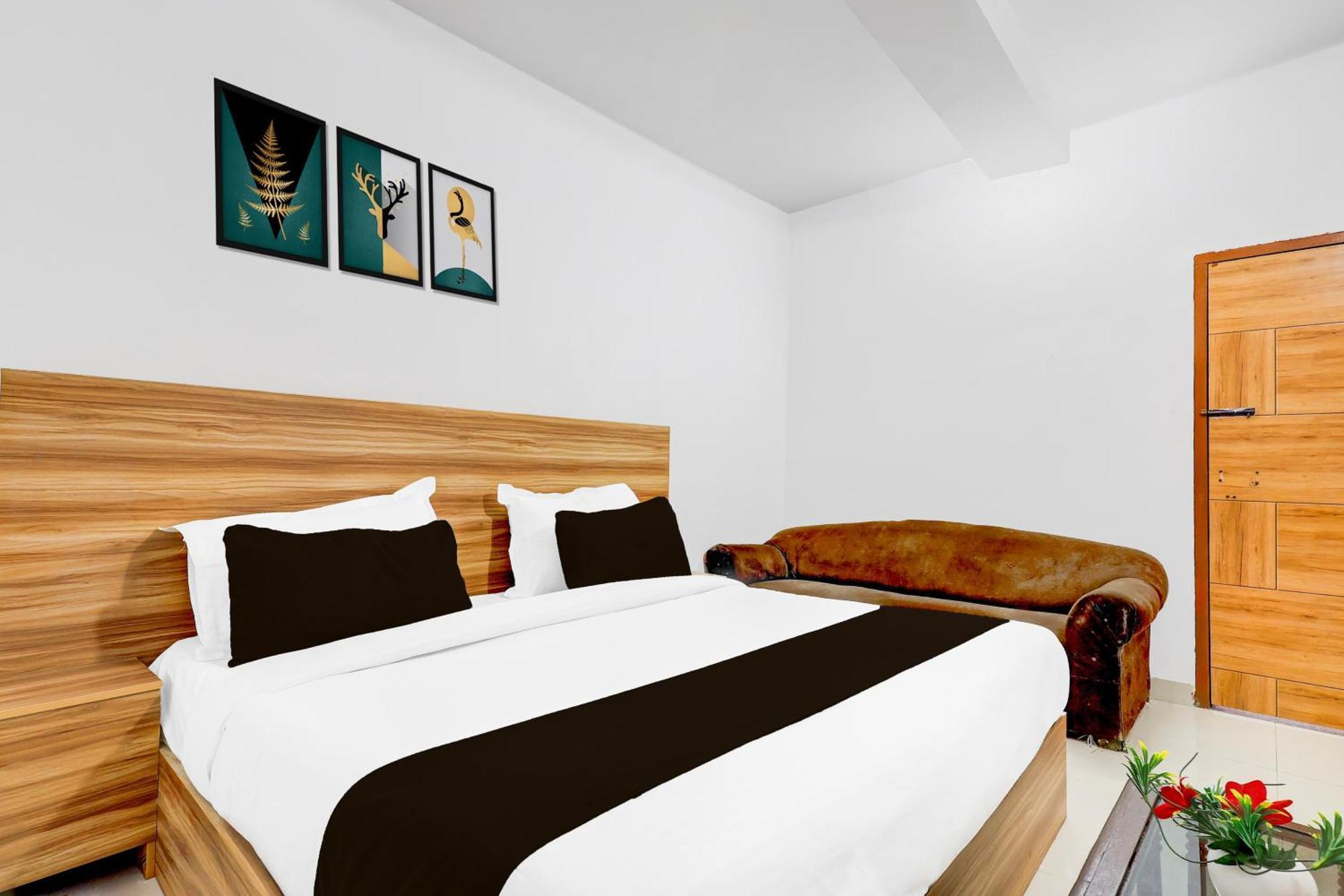 Hotel O Ocean Plaza Ню Делхи Екстериор снимка